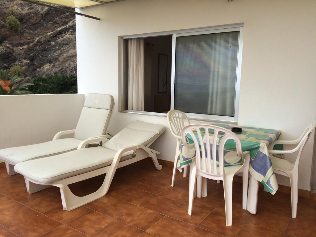 Apartamentos Dominguez Calera Bilik gambar