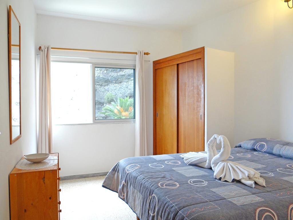 Apartamentos Dominguez Calera Luaran gambar
