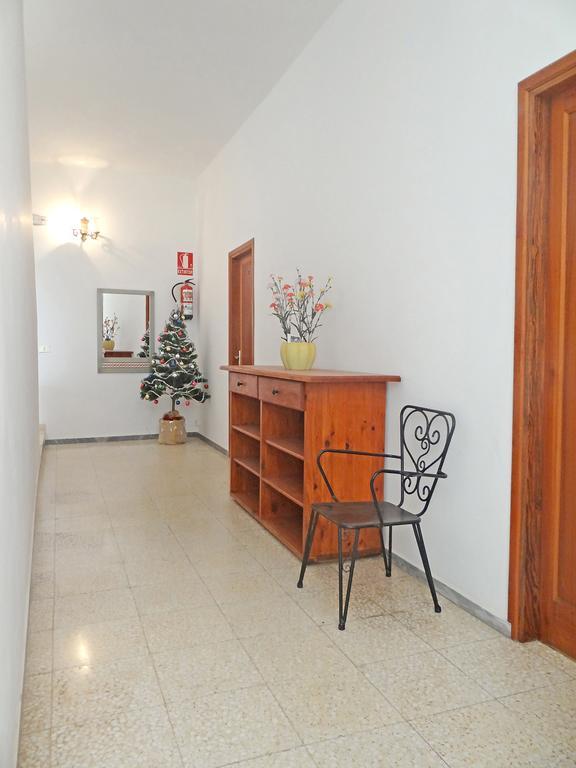 Apartamentos Dominguez Calera Luaran gambar